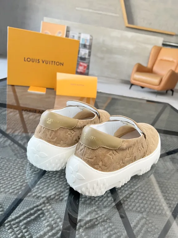 Louis Vuitton Shoe 